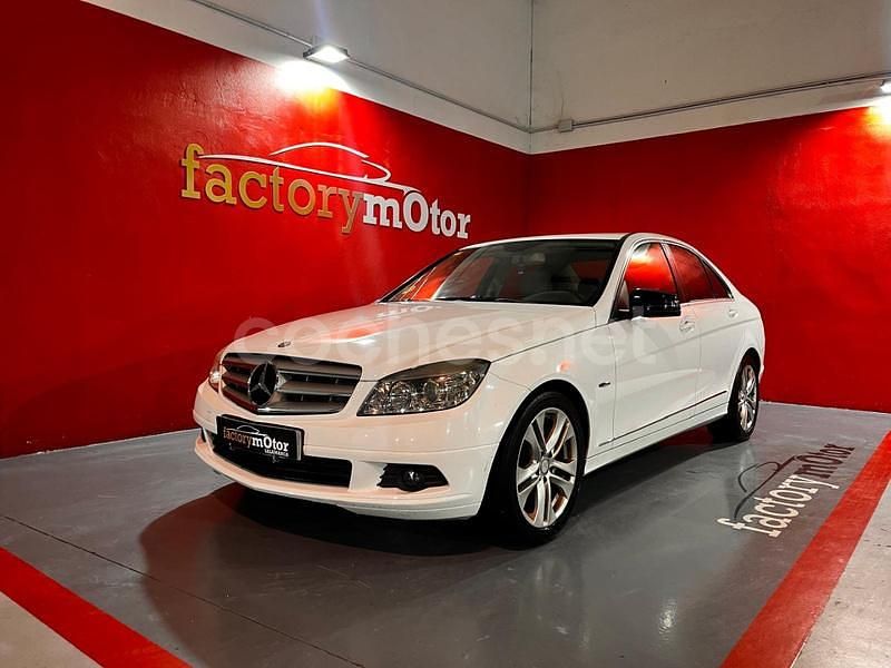 Blanco Usado 2009 Mercedes C180 Berlina | 9500 € (Precio justo) - Imagen 1/4