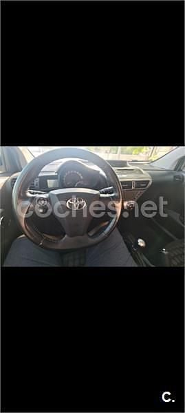 Usado Toyota iQ 99 CV (72 kW) 2009 Blanco Utilitario