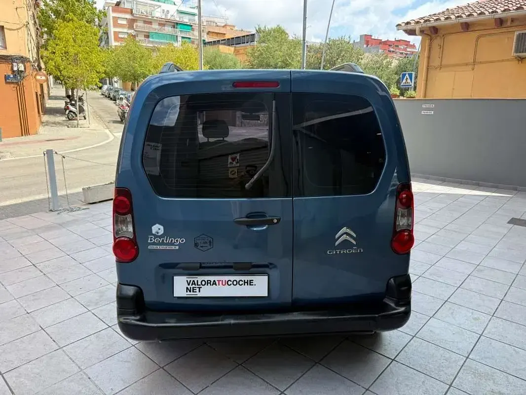 Usado Citroën Berlingo Feel 99 CV (72 kW) 2017 Azul Monovolumen
