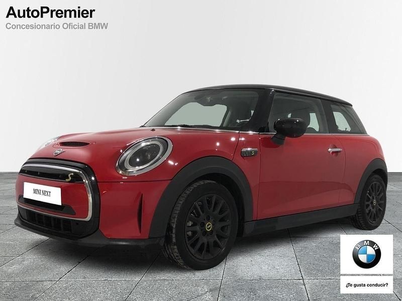 Usado Mini Cooper SE 135 kW (184 CV) 2022 Rojo Utilitario