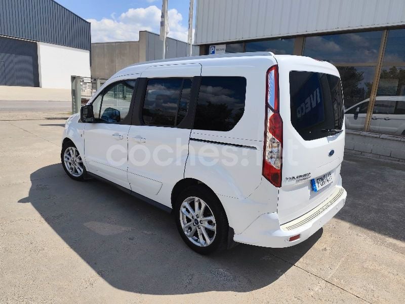 Usado Ford Tourneo Connect Titanium 115 CV (84 kW) 2015 Blanco Monovolumen