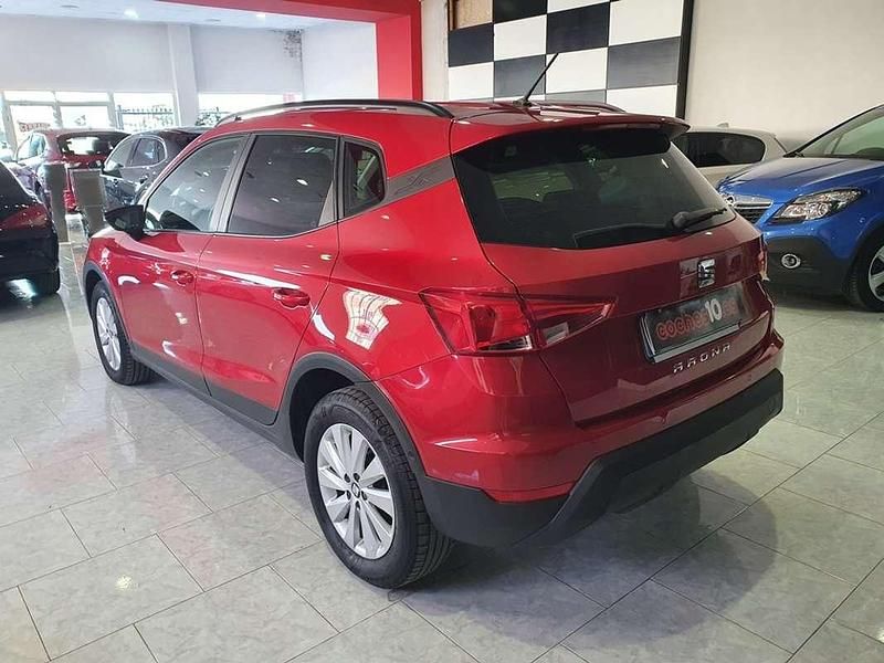 Usado Seat Arona XCELLENCE 95 CV (69 kW) 2020 Burdeos SUV