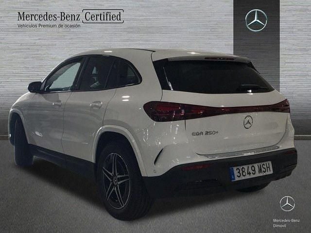 Usado Mercedes EQA250 139 kW (190 CV) 2024 Blanco polar SUV