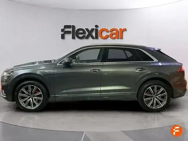 Usado Audi Q8 286 CV (210 kW) 2019 Gris SUV