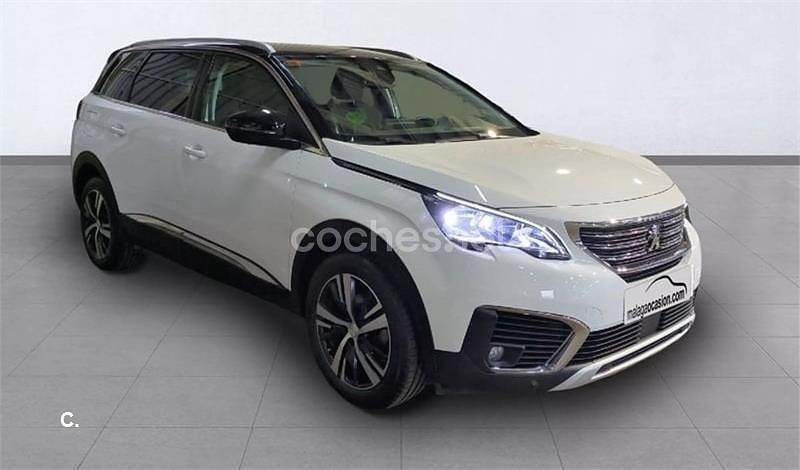 Usado Peugeot 5008 Allure 130 CV (95 kW) 2018 Blanco SUV