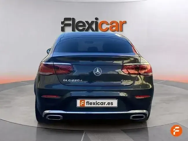 Usado Mercedes GLC220 194 CV (142 kW) 2021 Negro SUV