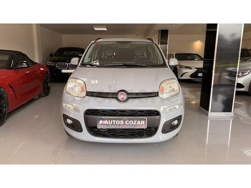 Usado Fiat Panda Lounge 69 CV (50 kW) 2019 Gris / plata Utilitario