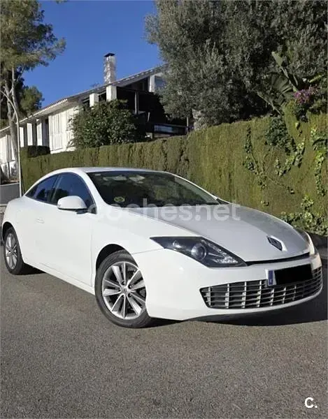Usado Renault Laguna Coupé 150 CV (110 kW) 2013 Blanco Coupe