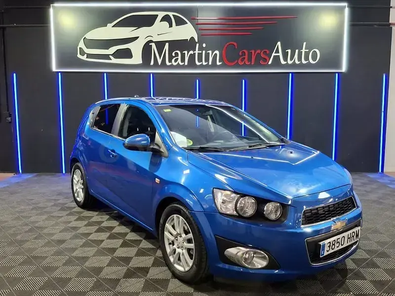 Usado Chevrolet Aveo LT 95 CV (69 kW) 2013 Azul Berlina