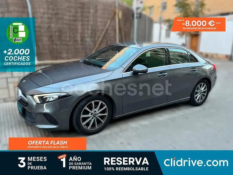Gris / plata Usado 2020 Mercedes A180 Berlina | 21.990 € (Precio justo) - Imagen 1/3