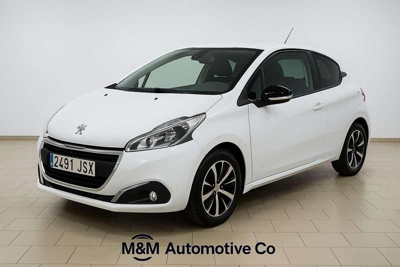 Blanco Usado 2016 Peugeot 208 Access Utilitario | 5990 € (Super precio) - Imagen 1/4
