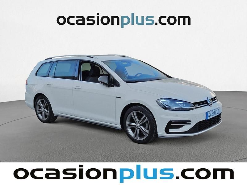 Usado VW Golf Sportsvan 125 CV (91 kW) 2018 Blanco Monovolumen