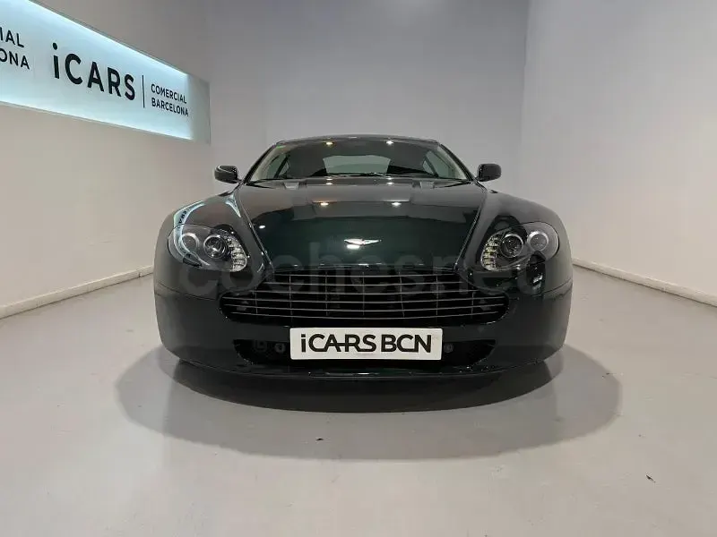 Usado Aston Martin V8 Vantage 426 CV (313 kW) 2011 Negro Coupe