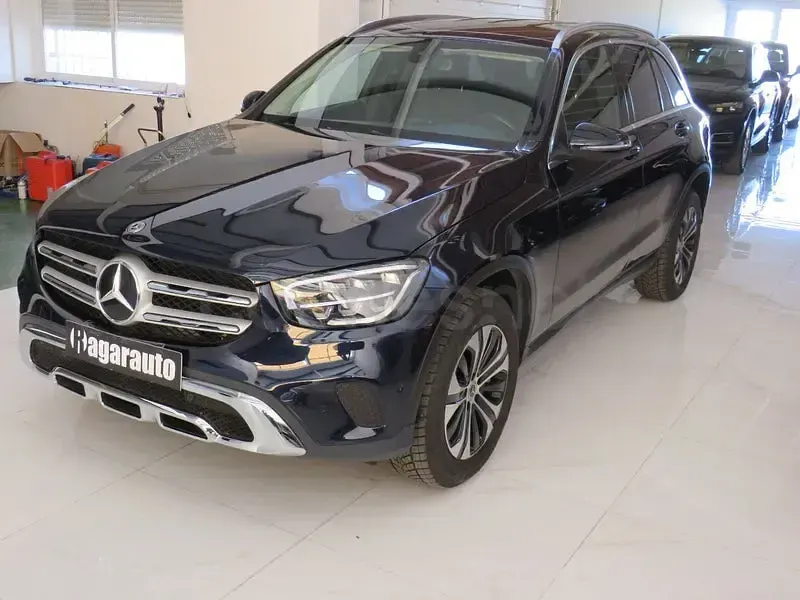 Usado Mercedes GLC300e 320 CV (235 kW) 2022 Azul SUV