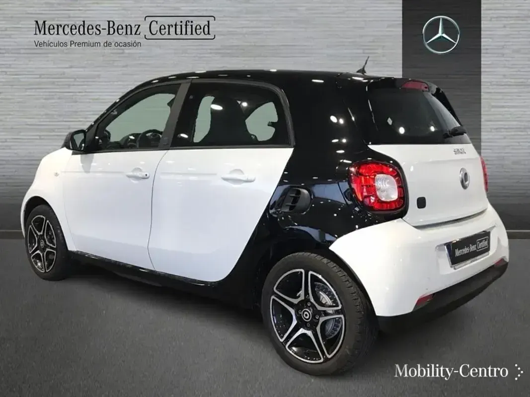 Usado Smart ForFour Electric Drive Passion 60 kW (82 CV) 2020 Estandar