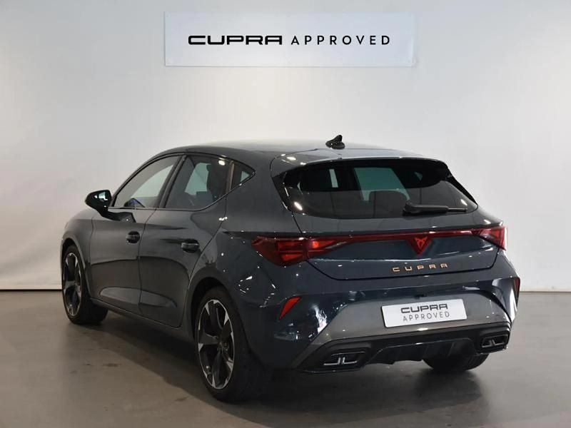 Usado Cupra Leon 150 CV (110 kW) 2025 Azul