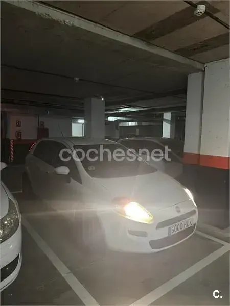 Usado Fiat Punto Pop 75 CV (55 kW) 2012 Blanco Utilitario