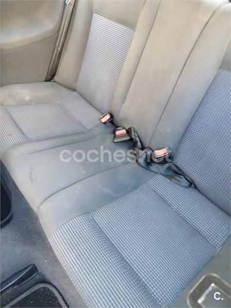 Usado VW Polo Trendline 75 CV (55 kW) 2001 Azul Berlina