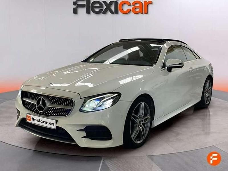 Usado Mercedes E220 194 CV (142 kW) 2018 Blanco Coupe