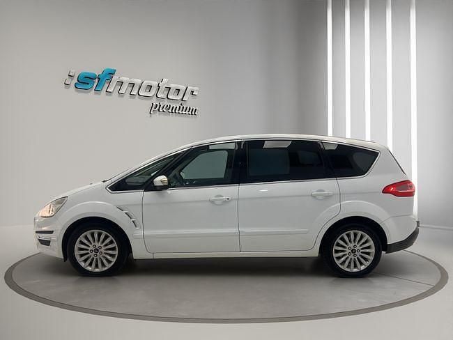 Usado Ford S-MAX Trend 140 CV (102 kW) 2010 Blanco Monovolumen