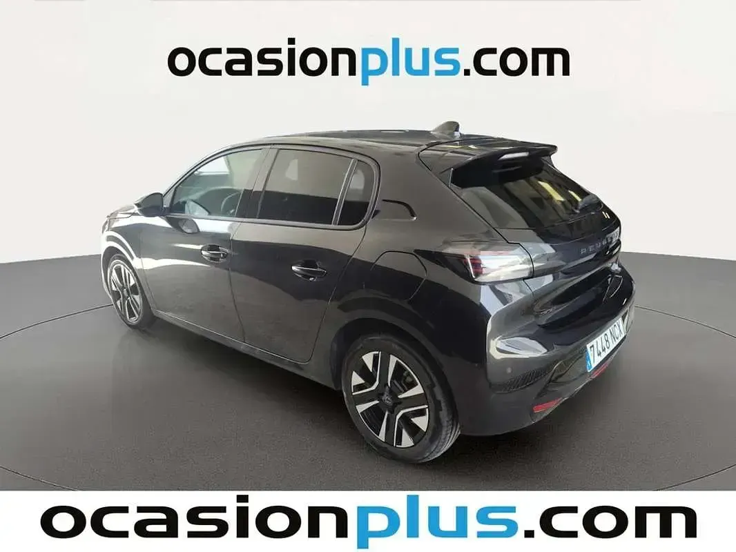 Usado Peugeot 208 Allure 102 CV (75 kW) 2025 Negro Utilitario