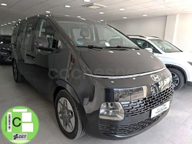 Usado Hyundai Staria 177 CV (130 kW) 2022 Negro Monovolumen