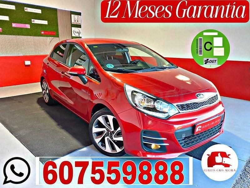 Usado Kia Rio 75 CV (55 kW) 2016 Rojo Utilitario