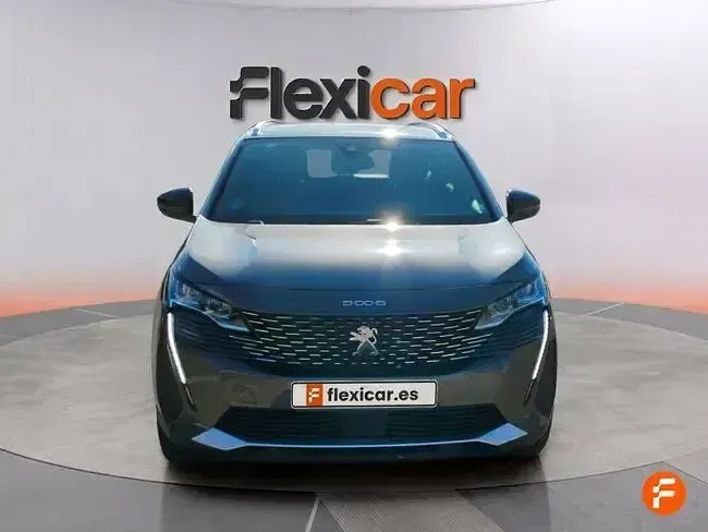 Usado Peugeot 5008 GT 130 CV (95 kW) 2024 Gris SUV