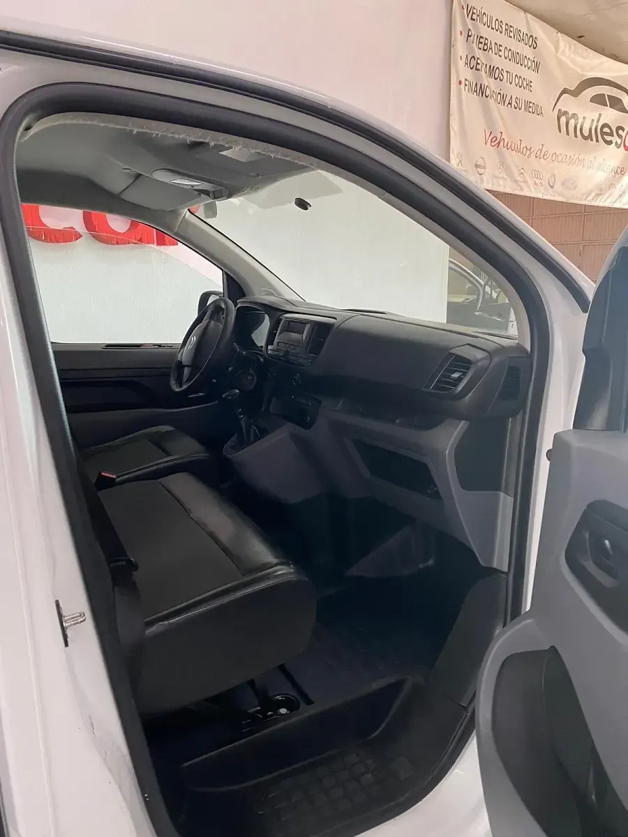 Usado Citroën Jumpy 100 CV (73 kW) 2021 Blanco Monovolumen