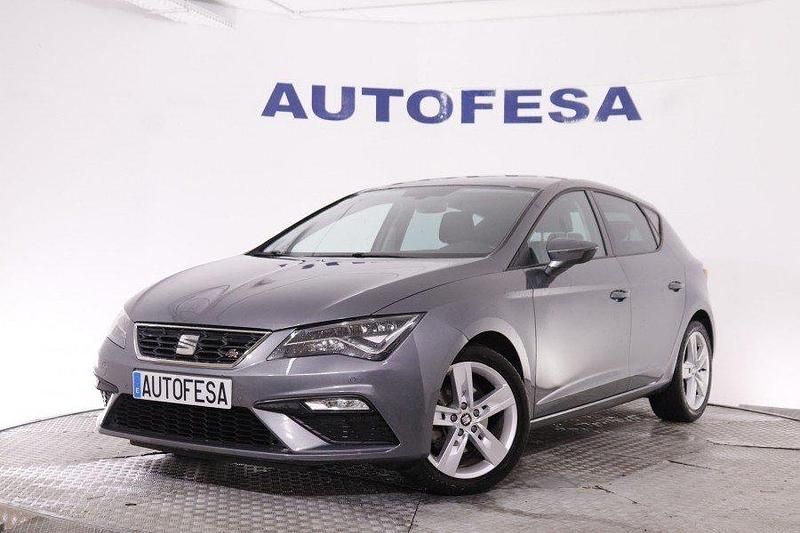 Usado Seat Leon FR 150 CV (110 kW) 2018 Gris Utilitario