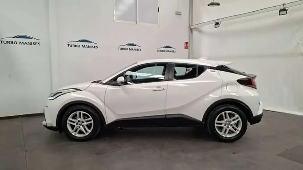 Usado Toyota C-HR Active 122 CV (89 kW) 2022 Blanco SUV
