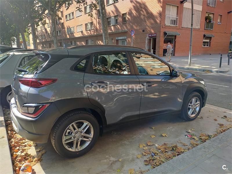 Usado Hyundai Kona 120 CV (88 kW) 2022 Gris / plata SUV
