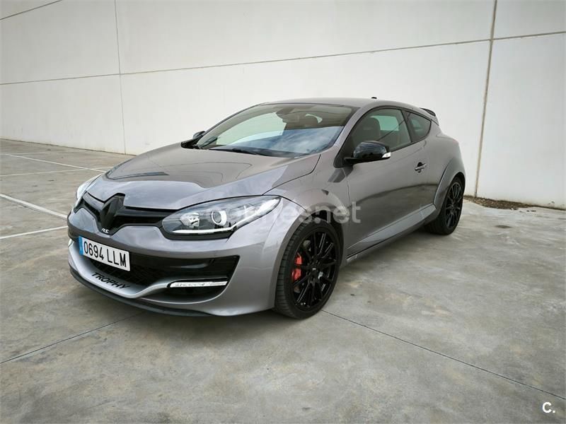 Usado Renault Mégane III Trophy 275 CV (202 kW) 2014 Gris / plata Coupe