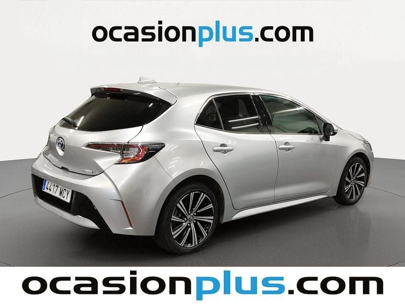Usado Toyota Corolla Style 122 CV (89 kW) 2022 Gris plata Utilitario