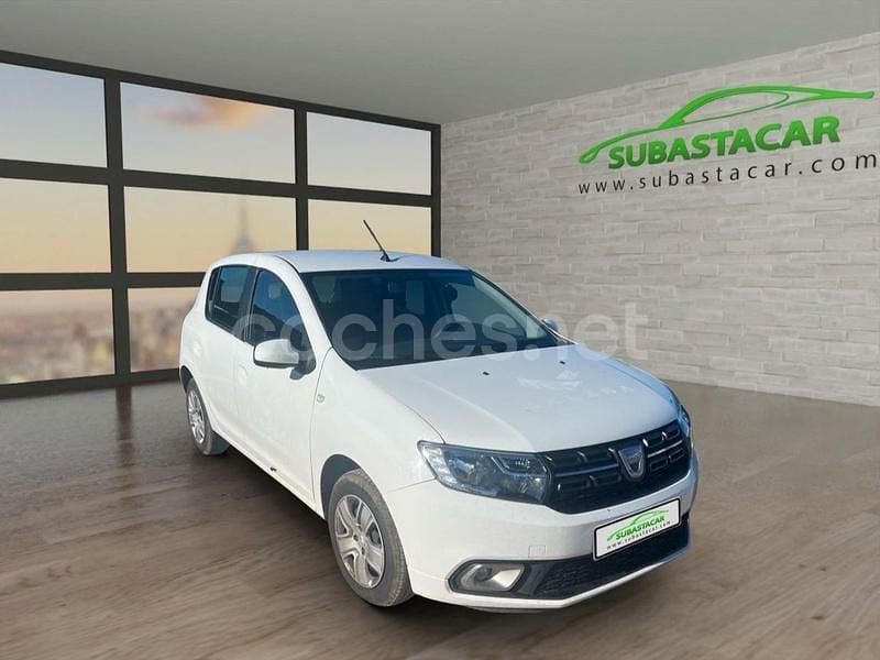 Blanco Usado 2020 Dacia Sandero Comfort Berlina | 8400 € (Super precio) - Imagen 1/4