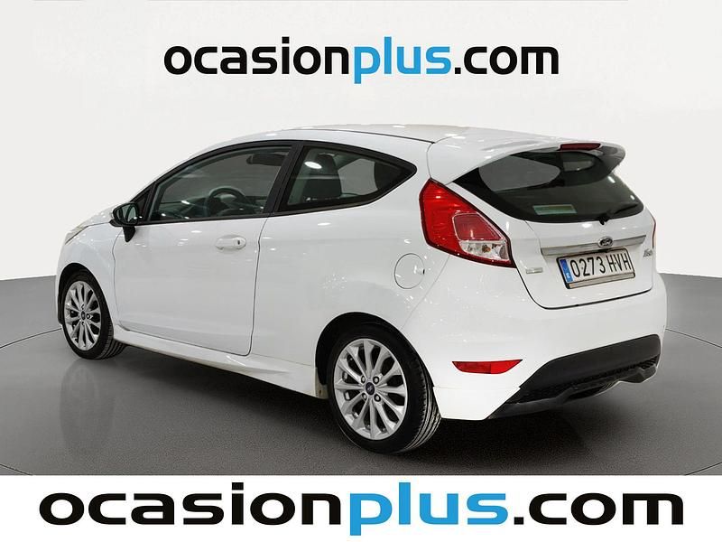 Usado Ford Fiesta Sport 125 CV (91 kW) 2014 Blanco Utilitario