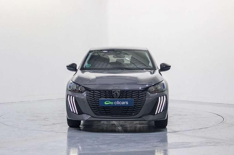 Usado Peugeot 208 Allure 102 CV (75 kW) 2025 Gris Utilitario