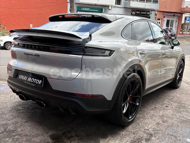Usado Porsche Cayenne 500 CV (367 kW) 2025 Gris / plata SUV