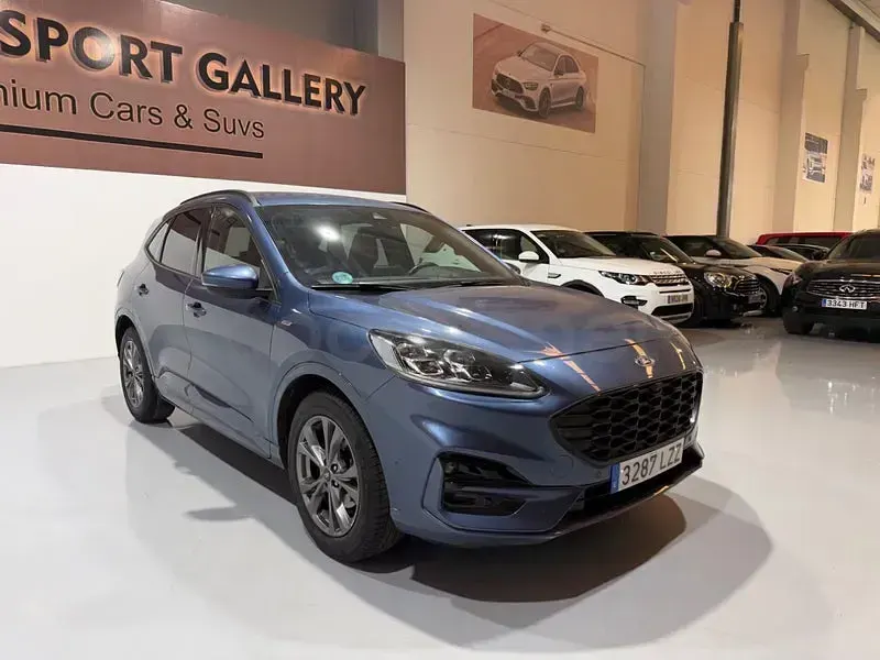 Usado Ford Kuga ST-Line 120 CV (88 kW) 2022 Azul SUV