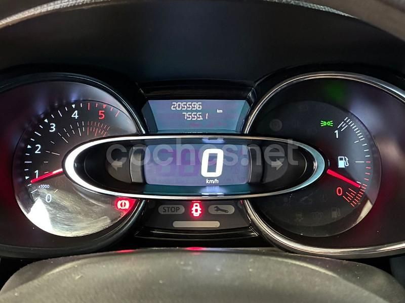 Usado Renault Clio IV Life 75 CV (55 kW) 2017 Blanco Berlina