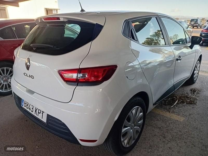 Usado Renault Clio IV 75 CV (55 kW) 2018 Blanco