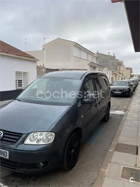 Usado VW Caddy Maxi Life 104 CV (76 kW) 2008 Verde Monovolumen