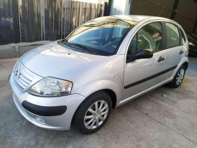 Usado Citroën C3 92 CV (67 kW) 2004 Gris Utilitario