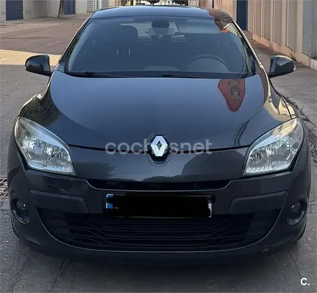 Usado Renault Mégane III 110 CV (80 kW) 2012 Negro Berlina