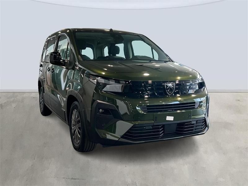 Nuevo Peugeot Rifter Allure 101 CV (74 kW) 2025 Verde olivine Monovolumen