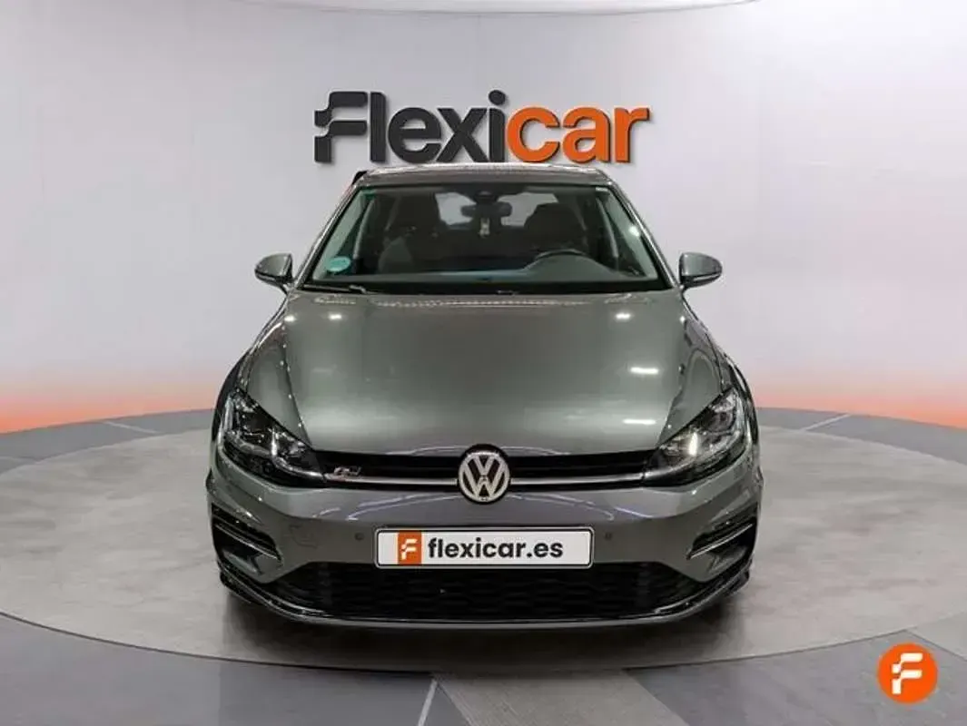 Usado VW Golf VII Sport 150 CV (110 kW) 2019 Gris Berlina