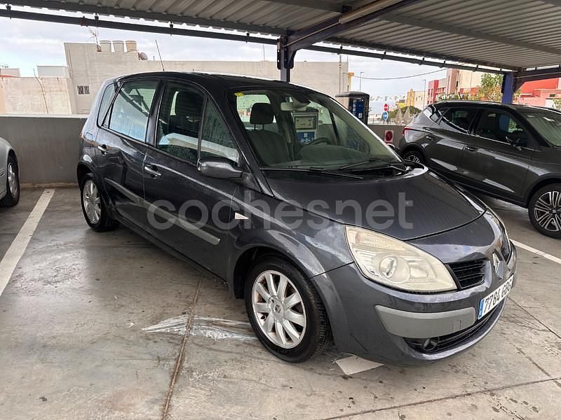 Gris / plata Usado 2009 Renault Scénic III Dynamique Monovolumen | 3990 € (Un poco caro) - Imagen 1/4