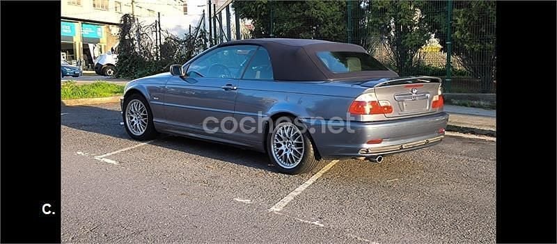 Usado BMW 318 143 CV (105 kW) 2002 Azul Descapotable