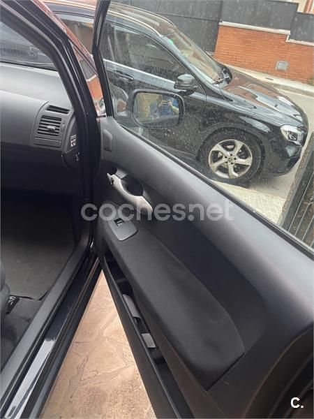 Usado Toyota Auris Luna 124 CV (91 kW) 2007 Negro Berlina