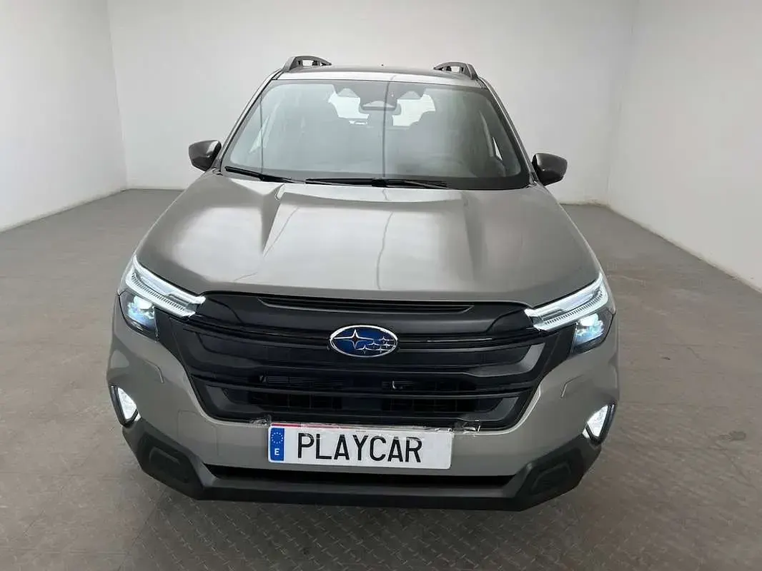 Nuevo Subaru Forester Active 151 CV (111 kW) 2026 Gris SUV